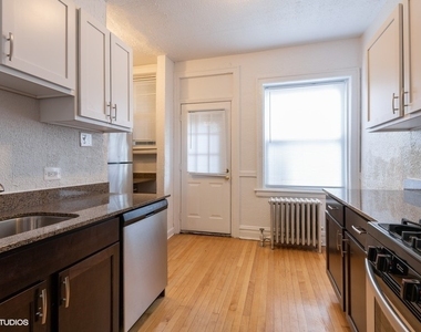 2922 N Albany Avenue - Photo Thumbnail 1