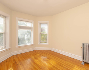 4613 N Ashland Avenue - Photo Thumbnail 6