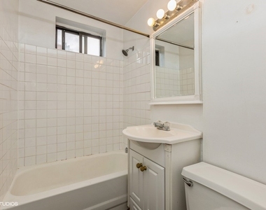 1430 N Dearborn Street - Photo Thumbnail 6
