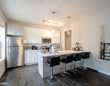 1201 W Addison Street - Photo Thumbnail 2