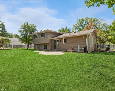 98 Quail Hollow Court - Photo Thumbnail 16