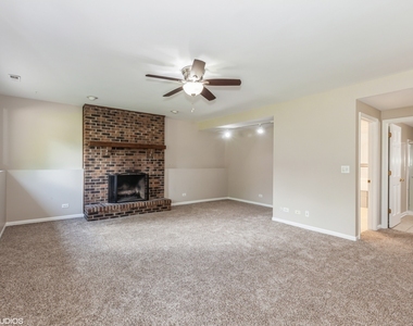 98 Quail Hollow Court - Photo Thumbnail 6
