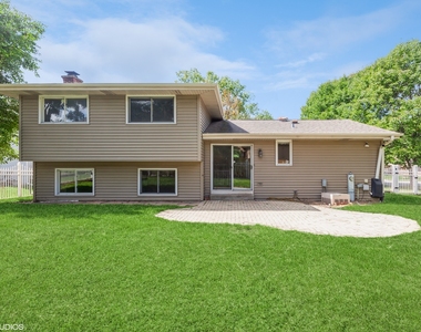 98 Quail Hollow Court - Photo Thumbnail 15