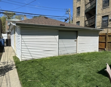5144 N Avers Avenue - Photo Thumbnail 16