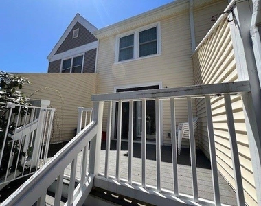 517 Fox Hollow - Photo Thumbnail 20