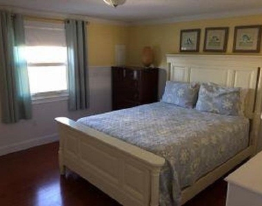18 Lowell - Photo Thumbnail 4