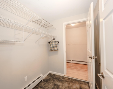 55 Holbrook Hill - Photo Thumbnail 11