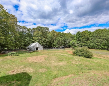55 Holbrook Hill - Photo Thumbnail 7