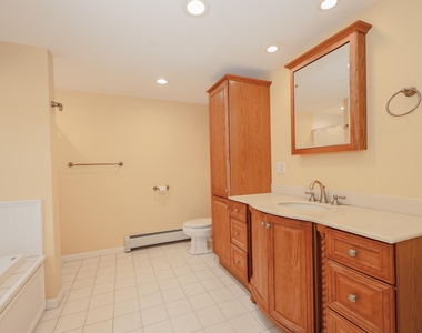 55 Holbrook Hill - Photo Thumbnail 40