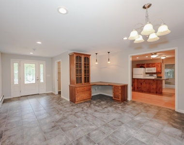 55 Holbrook Hill - Photo Thumbnail 14