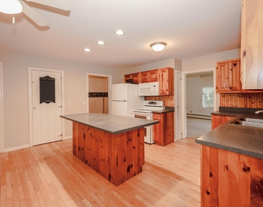 55 Holbrook Hill - Photo Thumbnail 15