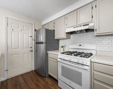 50 Brookside - Photo Thumbnail 2