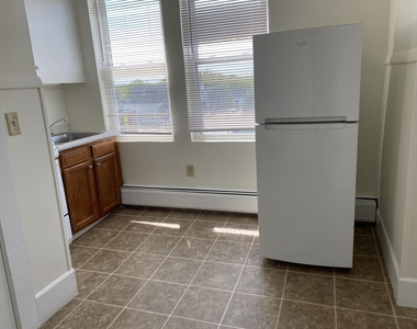 15 West Broadway - Photo Thumbnail 14