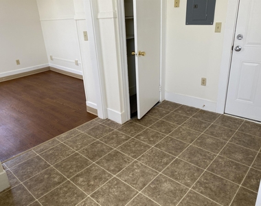 15 West Broadway - Photo Thumbnail 11