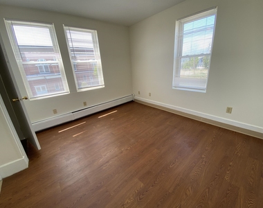 15 West Broadway - Photo Thumbnail 19