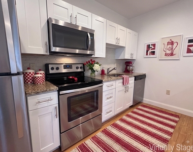 875 Elm - Photo Thumbnail 31