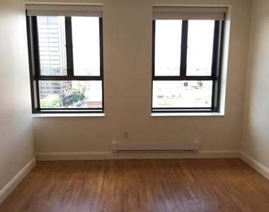 875 Elm - Photo Thumbnail 12