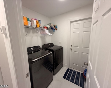 4702 Loraine Avenue S - Photo Thumbnail 19