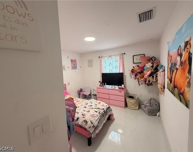 4702 Loraine Avenue S - Photo Thumbnail 15