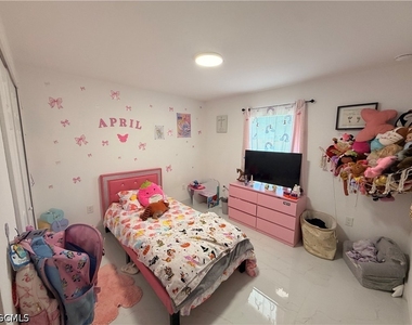 4702 Loraine Avenue S - Photo Thumbnail 16