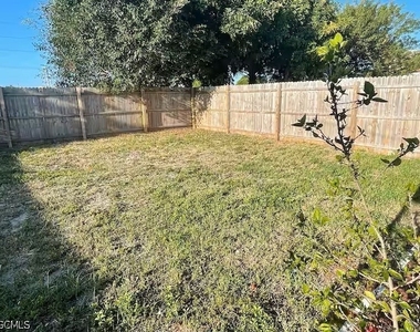 712 Se 47th Street - Photo Thumbnail 13