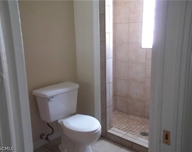 426 Hamilton Avenue - Photo Thumbnail 14