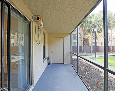 5305 Summerlin Road - Photo Thumbnail 11