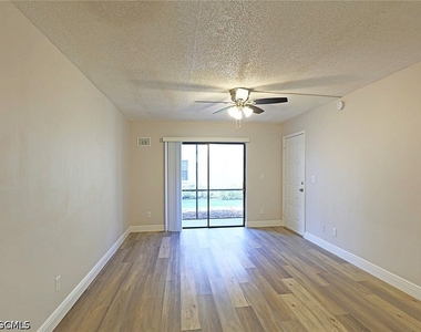 5305 Summerlin Road - Photo Thumbnail 3