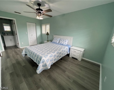 17420 Birchwood Lane - Photo Thumbnail 13
