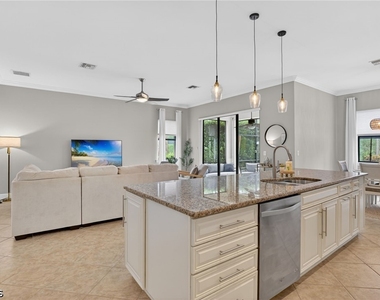 11701 Avingston Terrace - Photo Thumbnail 13