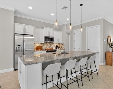 11701 Avingston Terrace - Photo Thumbnail 9