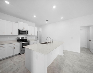 4216 Villa Rapallo Way - Photo Thumbnail 7