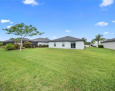 4216 Villa Rapallo Way - Photo Thumbnail 24
