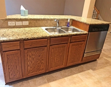 315 Heritage Shore - Photo Thumbnail 7