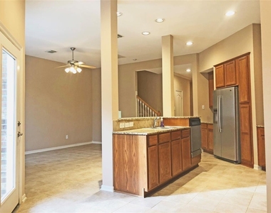 315 Heritage Shore - Photo Thumbnail 6