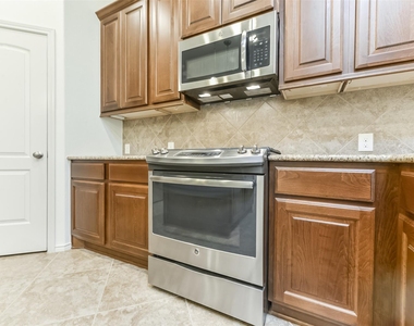 248 Clementine Court - Photo Thumbnail 11