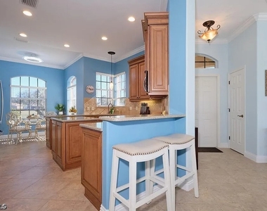 16320 Willowcrest Way - Photo Thumbnail 9