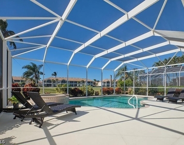 16320 Willowcrest Way - Photo Thumbnail 3