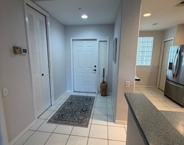 16440 Millstone Circle - Photo Thumbnail 7