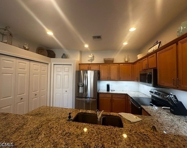 17006 Middlebrook Court - Photo Thumbnail 21