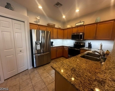 17006 Middlebrook Court - Photo Thumbnail 22