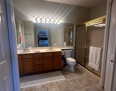 17006 Middlebrook Court - Photo Thumbnail 27