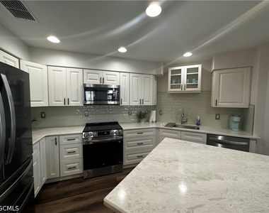 16420 Millstone Circle - Photo Thumbnail 35