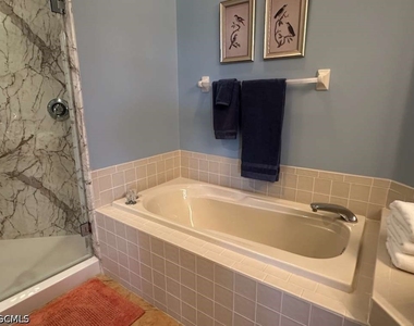 9250 Bayberry Bend - Photo Thumbnail 35