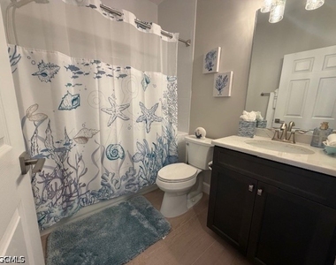 9241 Bayberry Bend - Photo Thumbnail 16