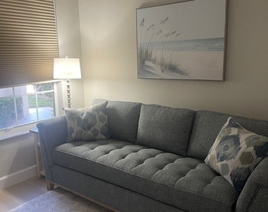 9241 Bayberry Bend - Photo Thumbnail 20