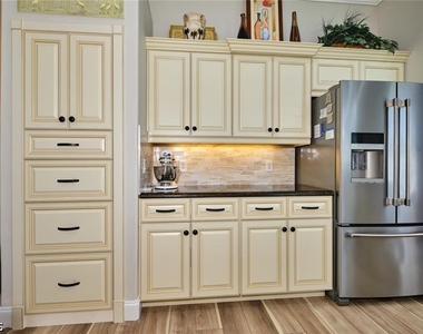 9240 Willowcrest Court - Photo Thumbnail 26