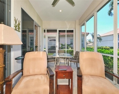 9240 Willowcrest Court - Photo Thumbnail 10