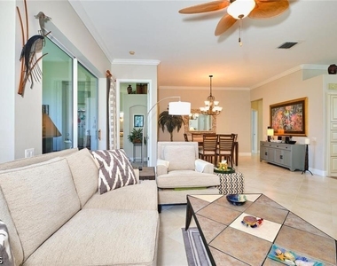 9240 Willowcrest Court - Photo Thumbnail 18