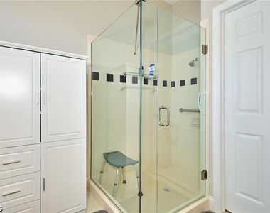9240 Willowcrest Court - Photo Thumbnail 37